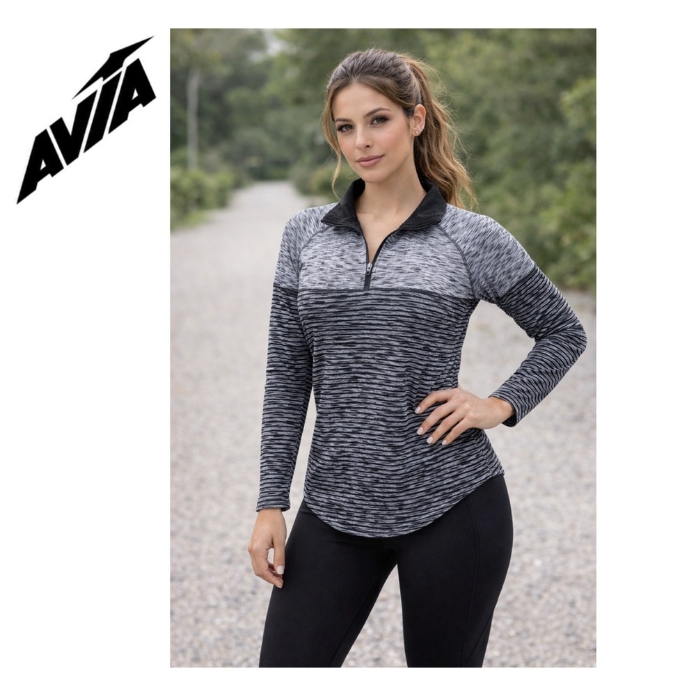 Super soft Avia black/gray 1/4 zip pull over size small